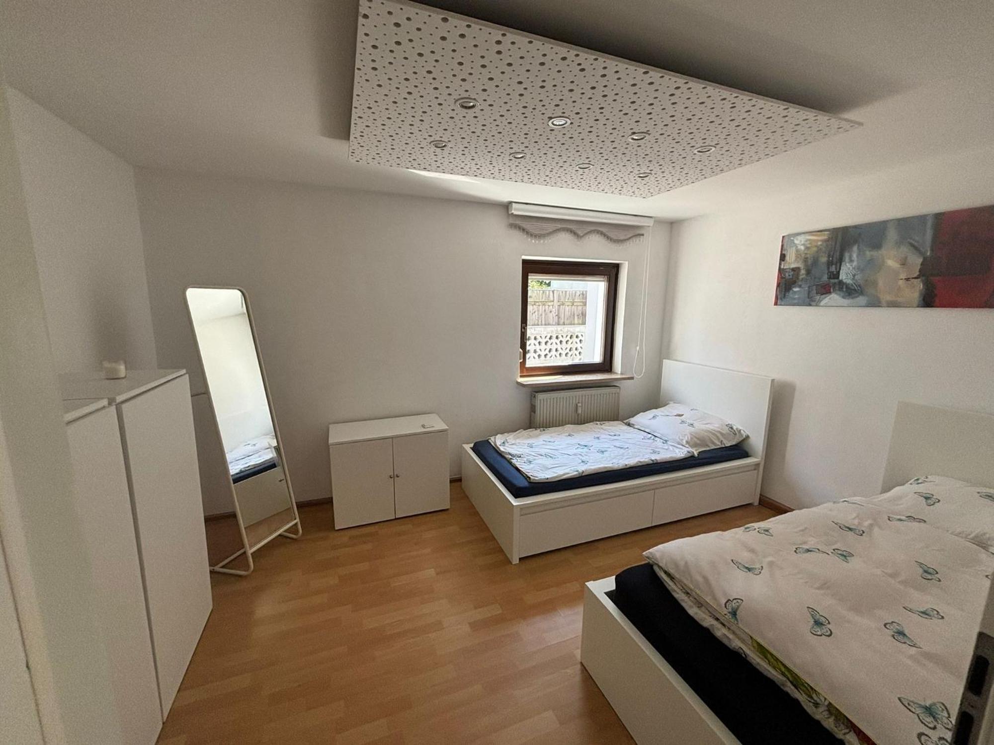 Erdgeschosswohnung Neben Schloss Blutenburg Mit Privatem Garten München Exteriör bild
